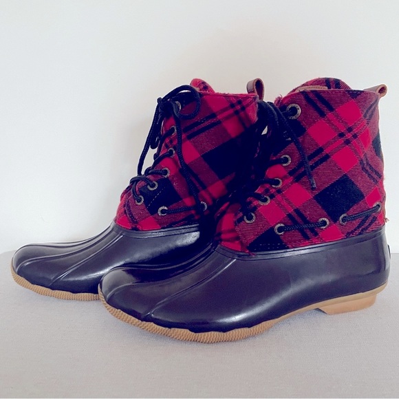 ❄️☔️ Sperry Buffalo Plaid Rain and Winter Duck Boots - Picture 3 of 8